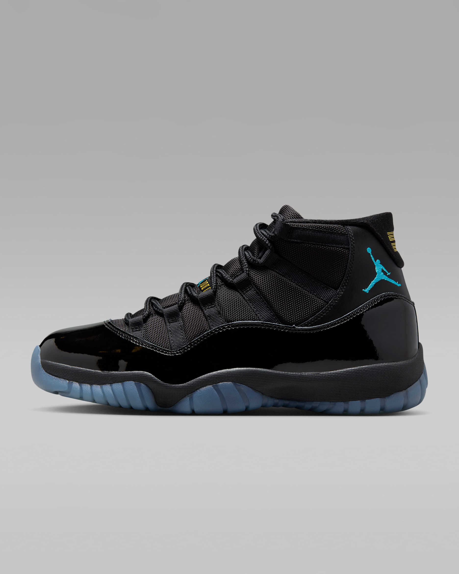 Air Jordan 11 All Black (Blue Sole)
